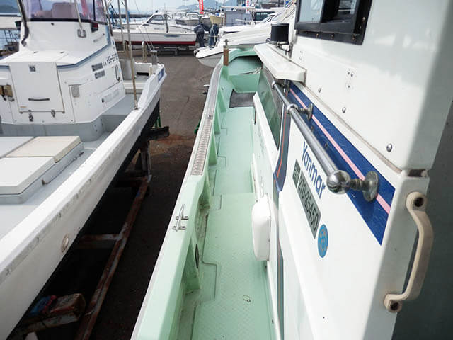 ヤンマー ドライブ船 ZD32C5 6PH-HTZY H2年式 の写真4枚目