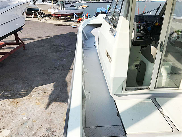 ヤンマー ドライブ船 DE32GZⅡ 4LH-UTZAY H8年式（エンジン・ドライブはH26年式！！） の写真7枚目