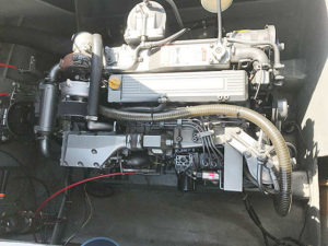 ヤンマー ドライブ船 DE28GZ 4LH-HTZAY H7年式 の写真7枚目