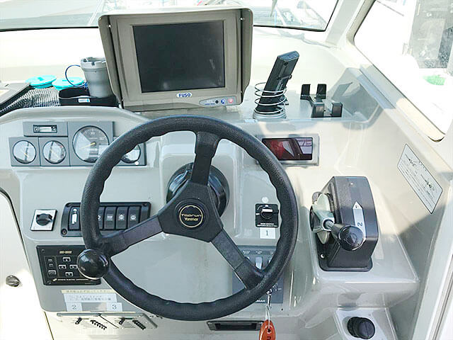 ヤンマー ドライブ船 FX26BZ 4LH-UTZAY H17年式 の写真10枚目