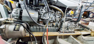 ヤマハ シャフト船 DX40A 6CXB-GT(ヤンマー) 艇体H15/機関H24年式 の写真3枚目