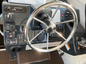 ヤンマー シャフト船 EX28C 4LV250J R5年式 の写真10枚目