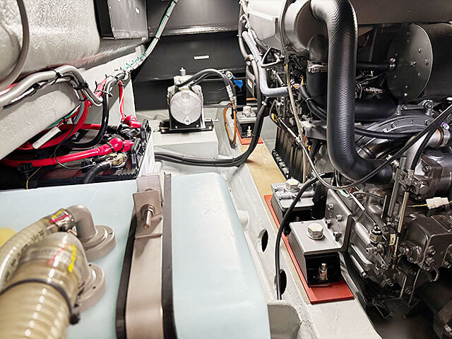 ヤンマー シャフト船 EX40A2 6CXB-GT R3年式 の写真15枚目