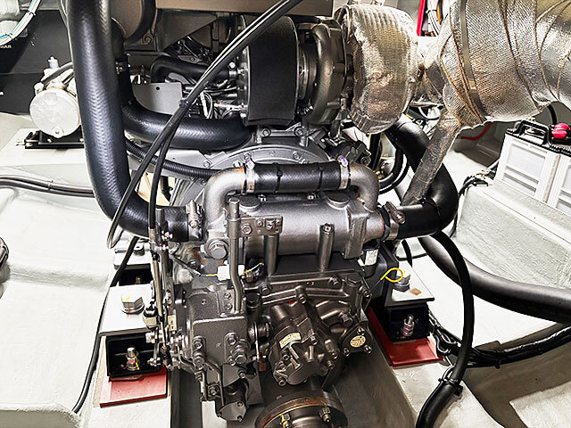 ヤンマー シャフト船 EX40A2 6CXB-GT R3年式 の写真21枚目