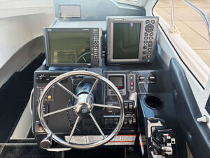 ヤンマー シャフト船 EX28C 4LV250J R4年式 の写真15枚目