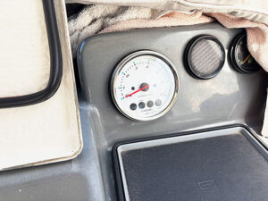 中古艇 日産 FB-650 の写真10枚目