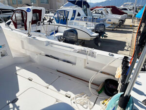 ヤマハDFR33トモ右舷トップレール