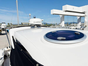 ヤマハDFR33船体天井部