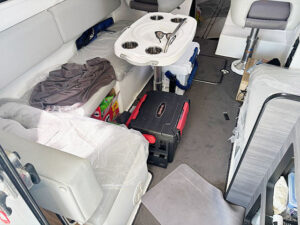 ヤマハDFR33キャビン内(2)